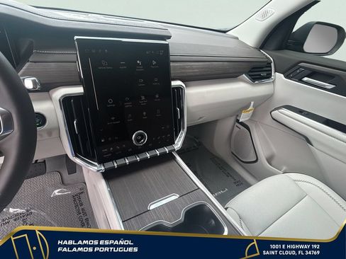 New 2026 GMC Acadia Denali w/ Super Cruise Package FWD image 22