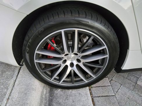 Used 2018 Maserati Ghibli S Q4 image 39