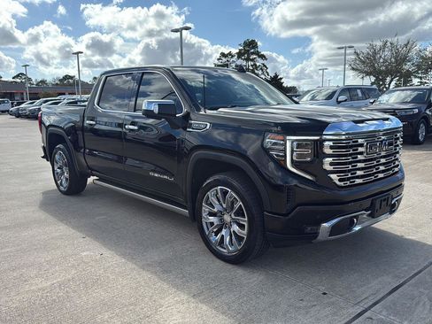 Used 2022 GMC Sierra 1500 Denali w/ Denali Reserve Package image 1