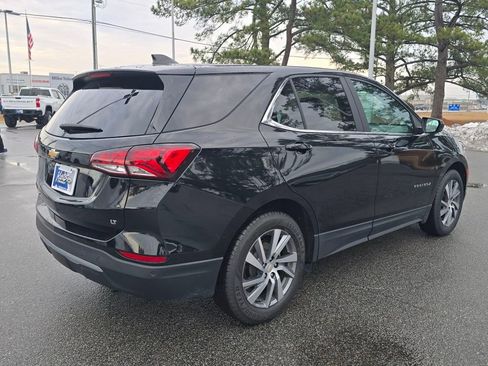 Used 2022 Chevrolet Equinox LT image 3
