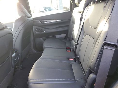 New 2026 INFINITI QX60 Luxe w/ Cargo Package image 17