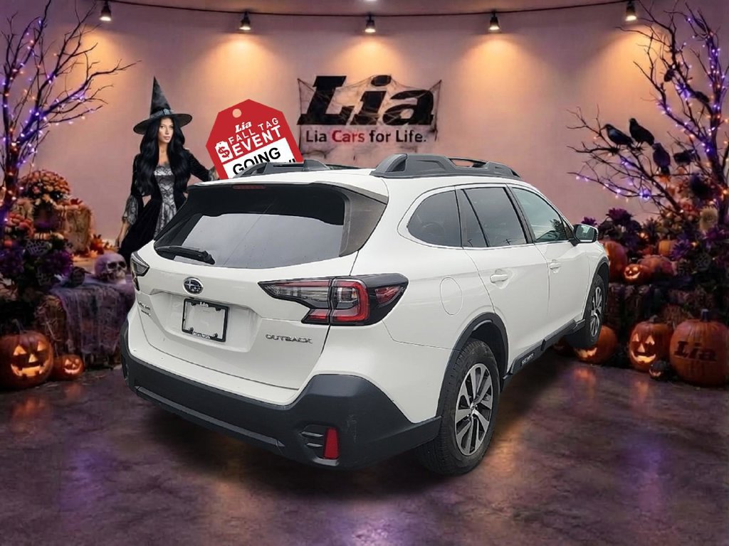 Used 2022 Subaru Outback Premium AWD/4WD image 3