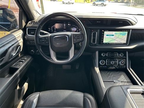 Used 2022 GMC Yukon Denali image 11