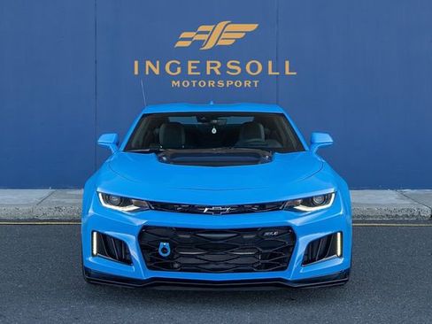 Used 2022 Chevrolet Camaro ZL1 image 2