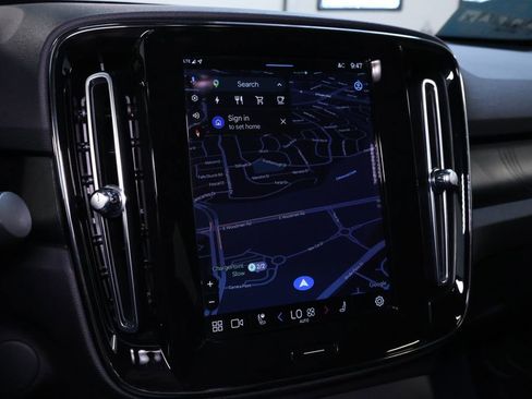 Used 2022 Volvo C40 P8 Recharge Ultimate image 32