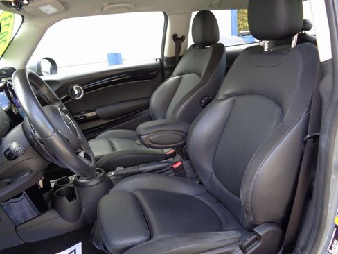 Used 2023 MINI Cooper S w/ Signature Upholstery Package FWD image 10