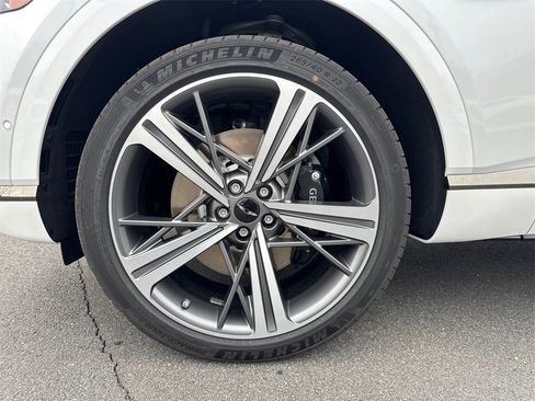 New 2026 Genesis GV80 3.5T e-SC image 11