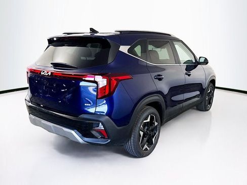 Certified 2024 Kia Seltos EX AWD/4WD image 5