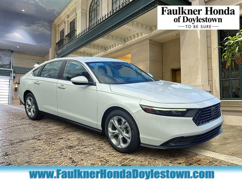 Used 2023 Honda Accord LX image 1