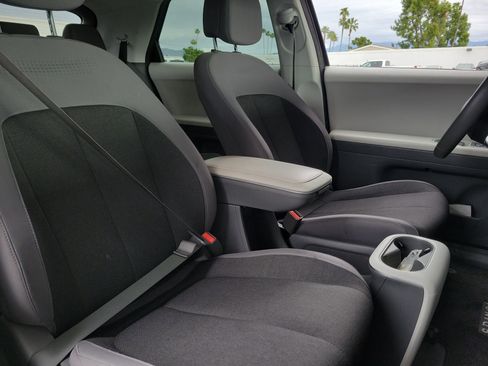 Certified 2022 Hyundai Ioniq 5 SE image 23