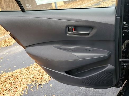 Used 2024 Toyota Corolla LE image 13