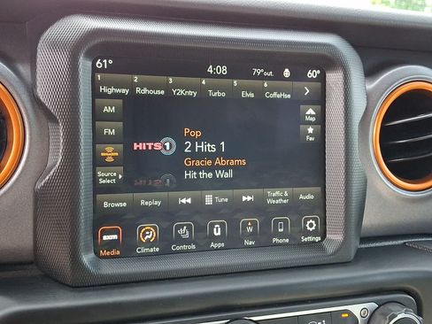 Used 2021 Jeep Gladiator Mojave AWD/4WD image 19