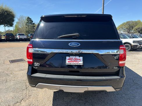 Used 2021 Ford Expedition XLT image 6