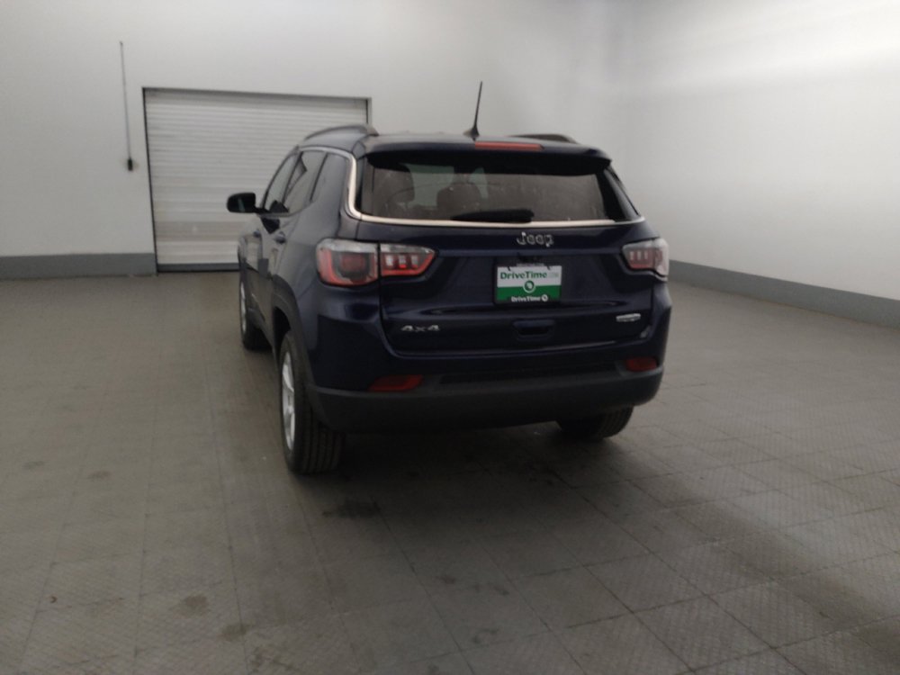 Used 2019 Jeep Compass Latitude w/ Cold Weather Group AWD/4WD image 6