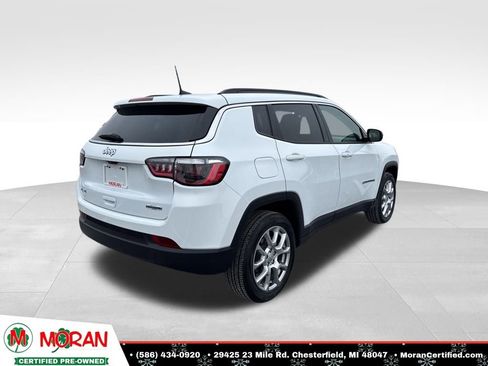 Used 2022 Jeep Compass Latitude image 5