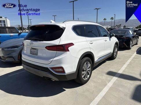 Used 2019 Hyundai Santa Fe SEL FWD image 18
