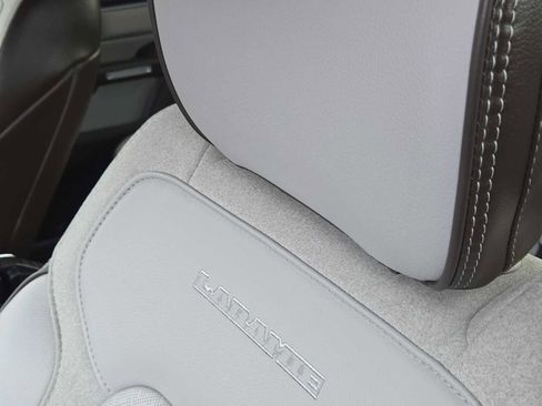 Used 2025 RAM 1500 Laramie w/ Laramie Southwest Edition image 16