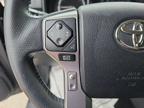 Used 2021 Toyota 4Runner Limited AWD/4WD image 37