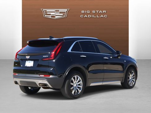 Used 2019 Cadillac XT4 Premium Luxury w/ Cold Weather Package image 5