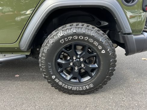 Used 2021 Jeep Wrangler Unlimited Sport image 8