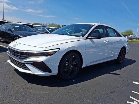 New 2026 Hyundai Elantra Sport FWD image 2