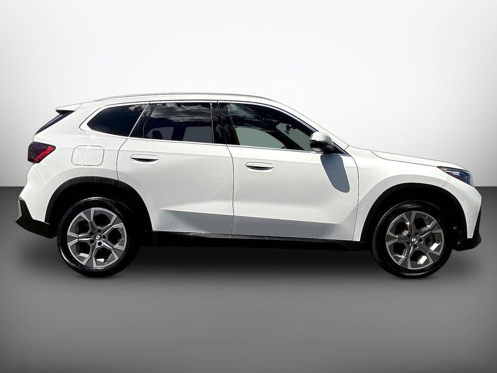 Used 2023 BMW X1 xDrive28i w/ Convenience Package AWD/4WD image 8