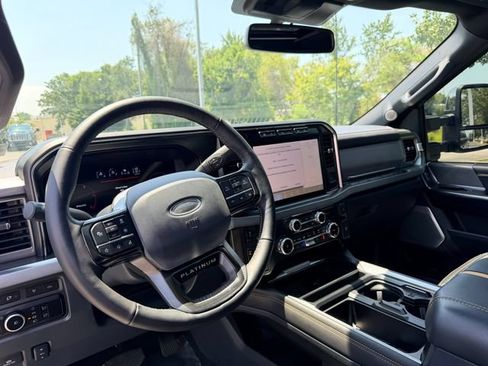 Used 2024 Ford F350 Platinum AWD/4WD image 14