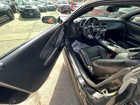 Used 2011 Chevrolet Camaro SS w/ LPO, Ground Effects Package RWD image 10