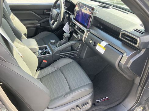 New 2026 Toyota 4Runner TRD Off-Road Premium AWD/4WD image 12