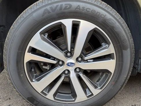 Used 2019 Subaru Outback 2.5i Limited w/ Popular Package #2 image 14