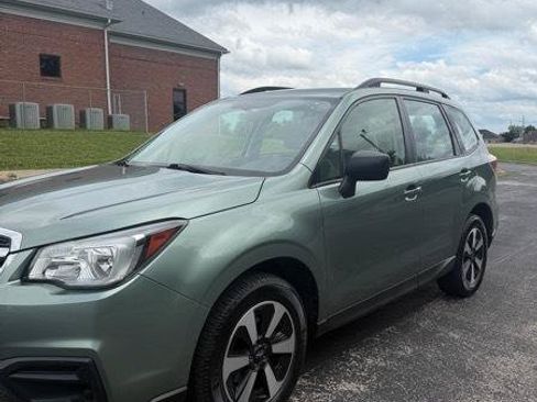 Used 2018 Subaru Forester 2.5i w/ Alloy Wheel Package AWD/4WD image 2