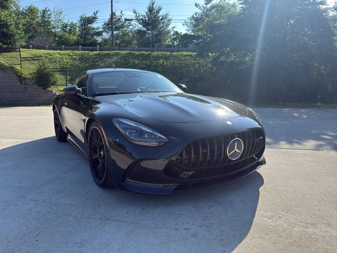 Used 2025 Mercedes-Benz AMG GT 63 image 1