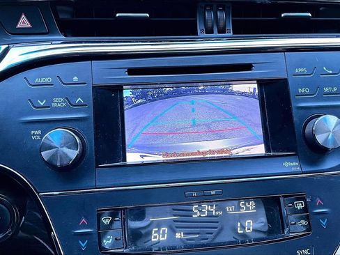 Used 2013 Toyota Avalon XLE Touring FWD image 27