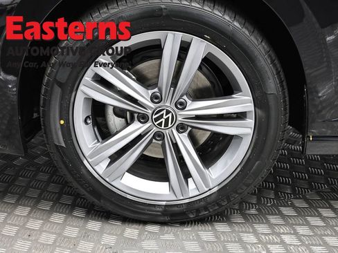 Used 2024 Volkswagen Jetta SE image 30