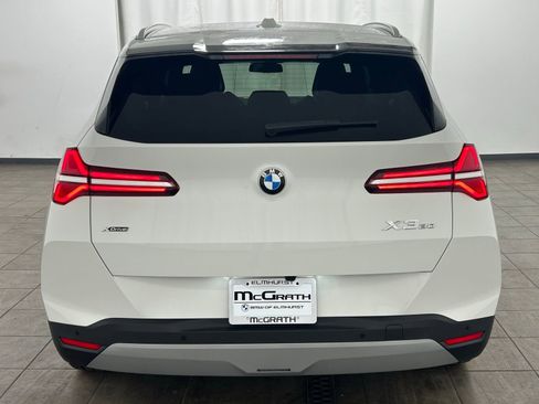Used 2026 BMW X3 xDrive30i w/ Premium Package AWD/4WD image 4