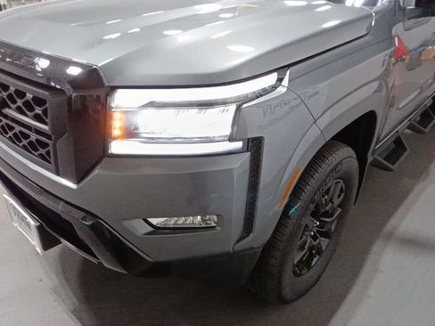 Certified 2023 Nissan Frontier SV w/ Midnight Edition Package AWD/4WD image 27