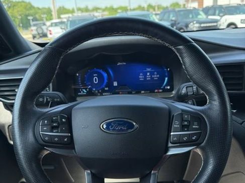 Used 2020 Ford Explorer ST w/ Premium Technology Package AWD/4WD image 27