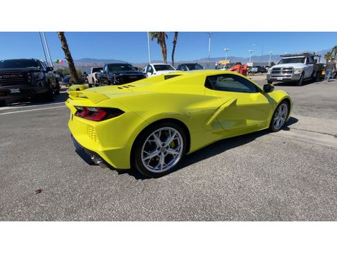 Used 2023 Chevrolet Corvette Stingray Premium Conv w/ Z51 Performance Package image 8