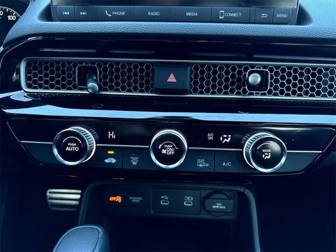 Used 2025 Honda Civic Sport image 18