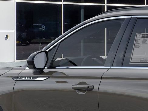 New 2026 Lincoln Corsair Premiere image 40
