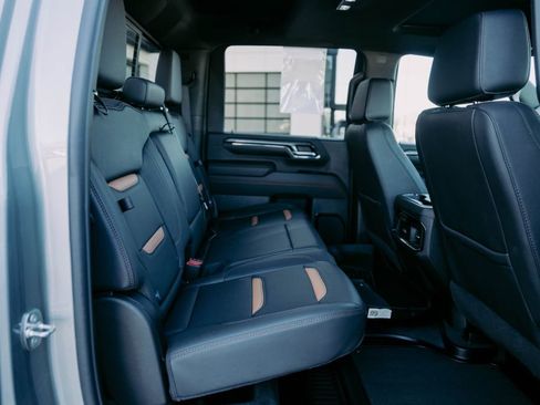 Used 2024 GMC Sierra 3500 AT4 w/ Technology Package image 11