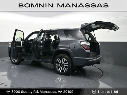 Used 2024 Toyota 4Runner Limited image 38