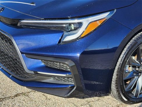Used 2025 Toyota Corolla SE image 8