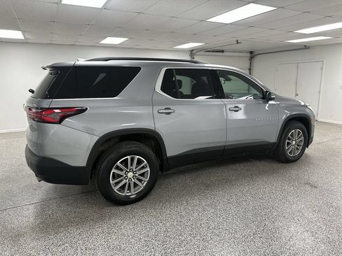 Used 2023 Chevrolet Traverse LT AWD/4WD image 8