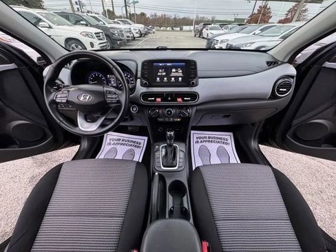 Used 2018 Hyundai Kona SEL w/ SEL Tech Package 02 image 38