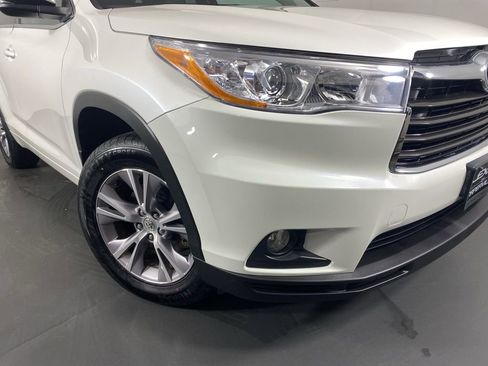 Used 2015 Toyota Highlander Plus image 3