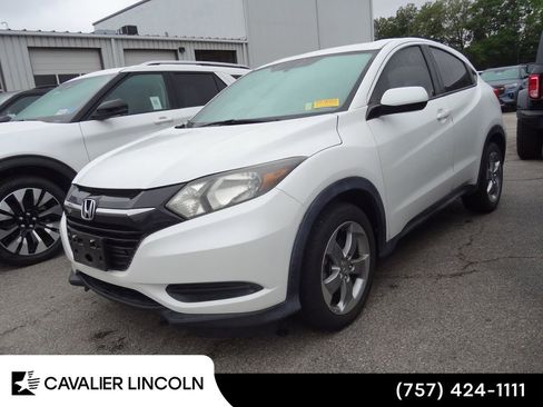 Used 2016 Honda HR-V LX image 3