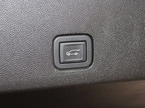 Used 2024 Cadillac XT6 Premium Luxury AWD/4WD image 14