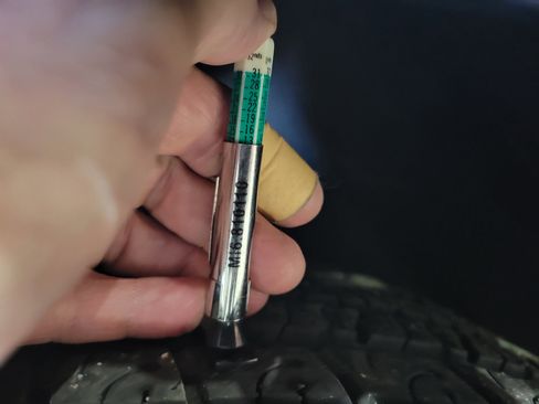 Used 2018 Toyota Camry LE image 45