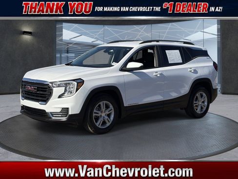 Certified 2024 GMC Terrain SLE w/ Driver Convenience Package FWD image 1
